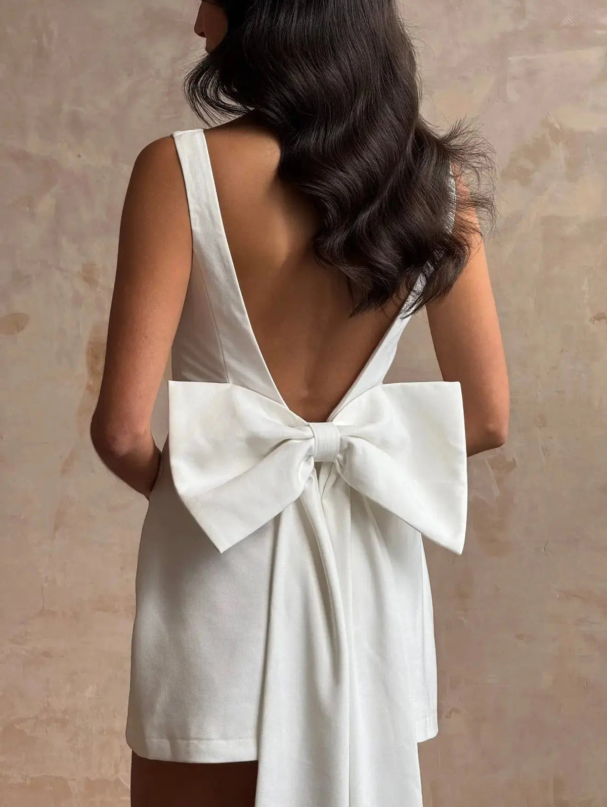 DOVE BOW DRESS WHITE