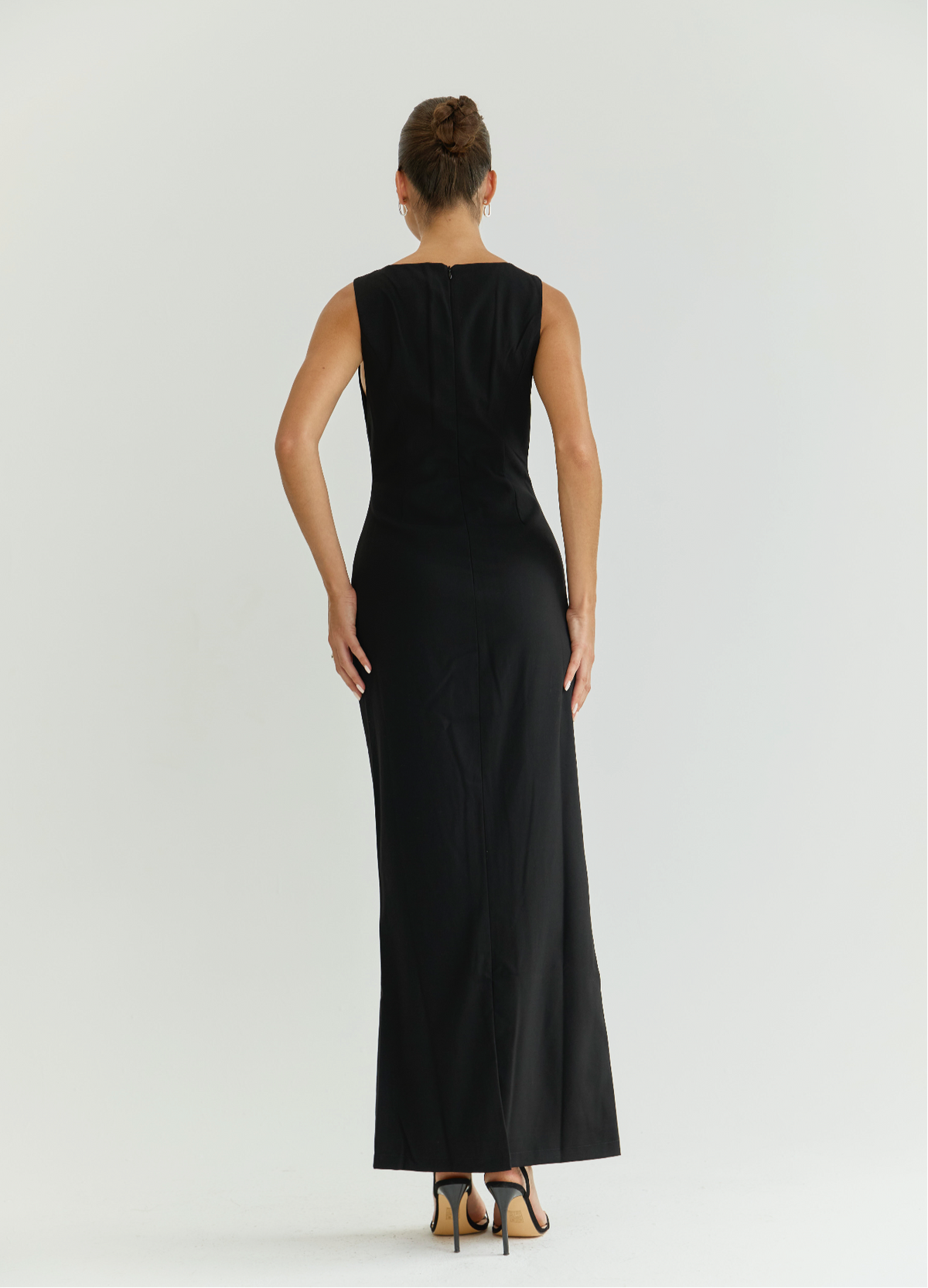 Amura Dress