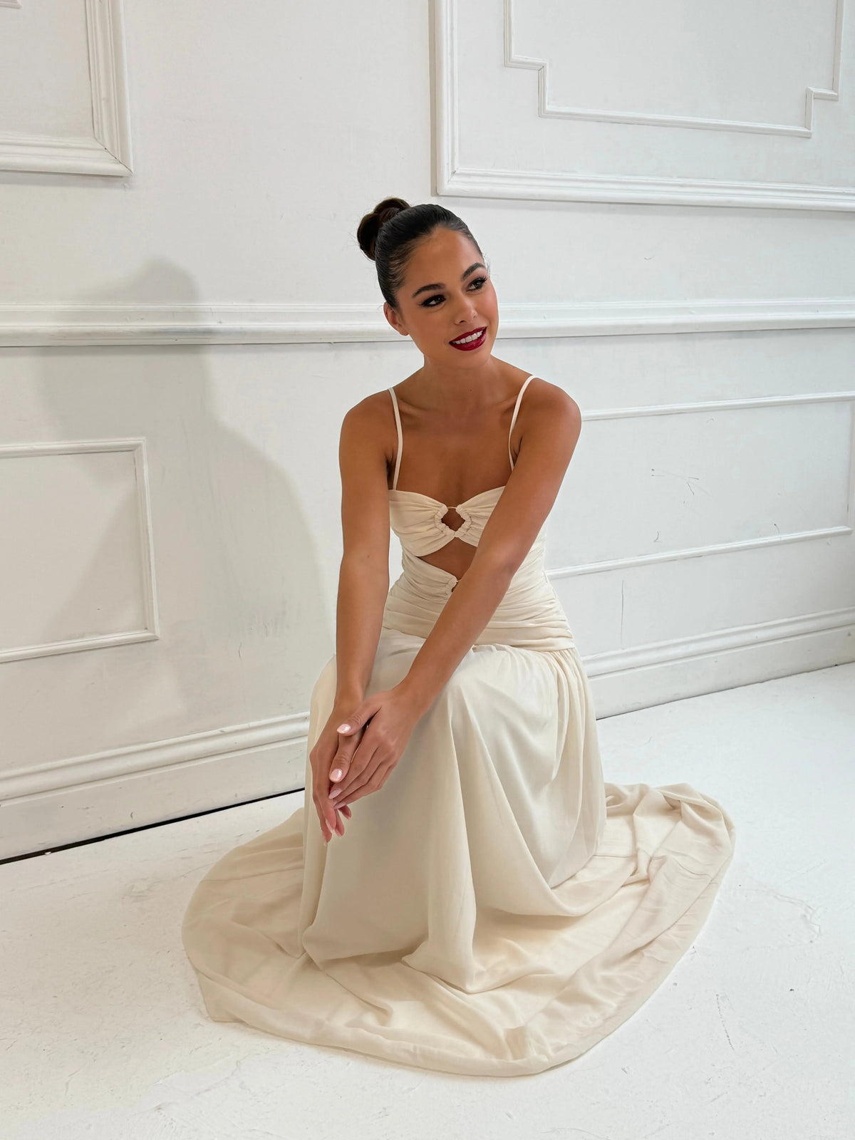 LEGACY DRESS CREAM